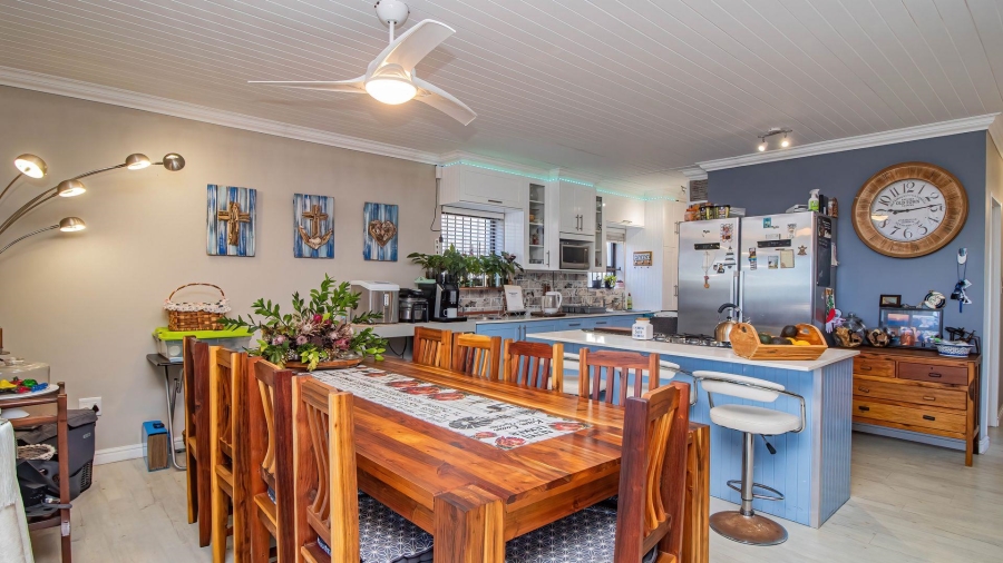 3 Bedroom Property for Sale in De Kelders Western Cape